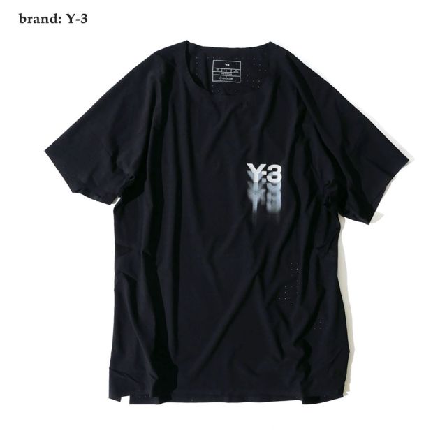 Y-3のtシャツのご紹介です。

シンプルなデザインにブランドロゴが映えるこちら。
機能性もあり、普段のおしゃれからスポーツシーンまで幅広く着用いただけます。

カラー：  ブラック
プライス：\19,800(税込)

詳細はこちらからご覧下さい
https://item.rakuten.co.jp/up-avanti/in8743-apps24/

またお近くの方は実店舗にてお試し頂けます。

【お知らせ】
楽天店ではポイントアップ10倍キャンペーンを開催中です。
お得にお買い物ができますのでぜひご利用下さいね。
（期間：2024/5/16 1時59分まで）

#unpassoavanti
#新潟市
#新潟市セレクトショップ
#新潟
#セレクトショップ
#メンズファッション
#40代メンズファッション
#30代メンズファッション
#メンズコーディネート40代
#メンズコーディネート30代
#メンズコーデ⁡
#y-3

新潟県新潟市中央区上近江3丁目2-27
営業時間 : 11:00-20:00
電話番号 : 025-282-1969
駐車場 : 有(無料)
定休日 : 木曜日