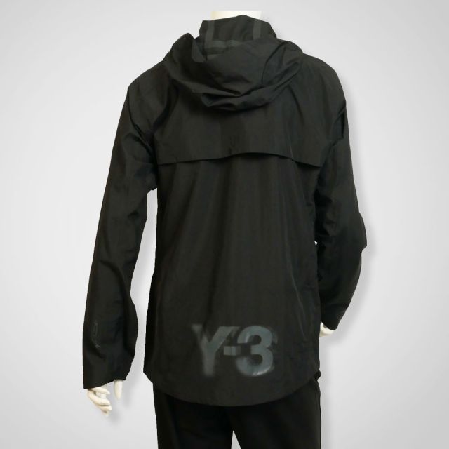 Y-3のパーカーのご紹介です。

スタイルッシュで機能性も抜群の「M Run Jacket」。
撥水性、通気性があり、反射性ロゴなので普段使いからランニングまで幅広く対応できますね。

詳細はこちらからご覧下さい
https://item.rakuten.co.jp/up-avanti/iw9999/

【お知らせ】
un passo AVANTI楽天店ではブラックフライデーポイントアップ開催中。
対象商品のポイントが20倍ととてもお得なのでぜひご利用ください。

またお近くの方は実店舗にてお試し頂けます。

#unpassoavanti
#新潟市
#新潟市セレクトショップ
#新潟
#セレクトショップ
#mensfashion
#メンズファッション
#40代メンズファッション
#30代メンズファッション
#メンズコーディネート40代
#メンズコーディネート30代
#メンズコーデ⁡
#y3
#ワイスリー
#スポーツ
#カジュアル
#ootd

新潟県新潟市中央区上近江3丁目2-27
営業時間 : 11:00-20:00
電話番号 : 025-282-1969
駐車場 : 有(無料)
定休日 : 木曜日